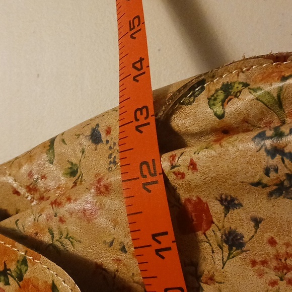 Backpack - Picture 8 of 10